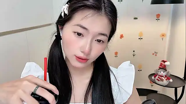 Snapshot of Rosalind_xixi chatting on 04/23/26, 03:30 Rosalind xixi online show from 04/23/26, 03:30