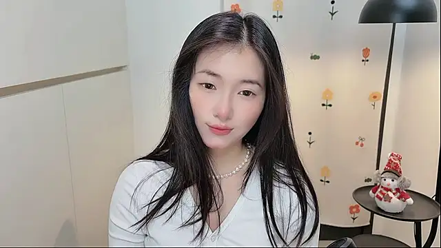 Snapshot of Rosalind_xixi chatting on 05/08/26, 02:17 Rosalind xixi online show from 05/08/26, 02:17