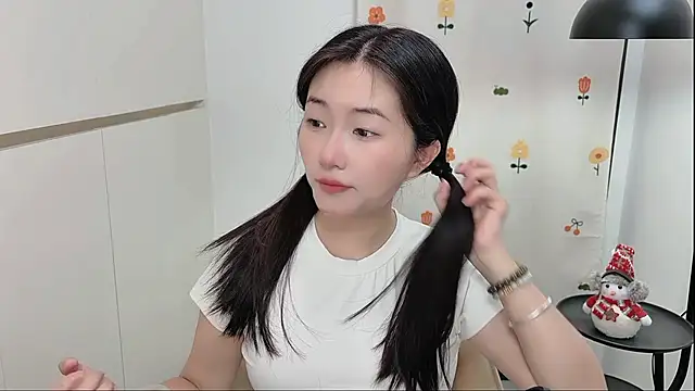 Snapshot of Rosalind_xixi chatting on 05/09/26, 01:33 Rosalind xixi online show from 05/09/26, 01:33