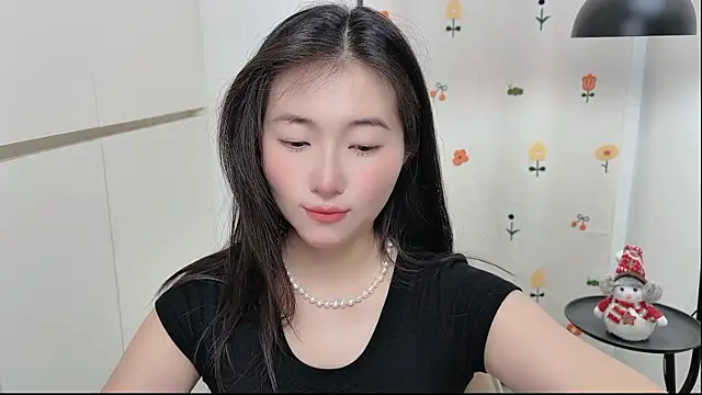 Snapshot of Rosalind_xixi chatting on 05/13/26, 02:53 Rosalind xixi online show from 05/13/26, 02:53
