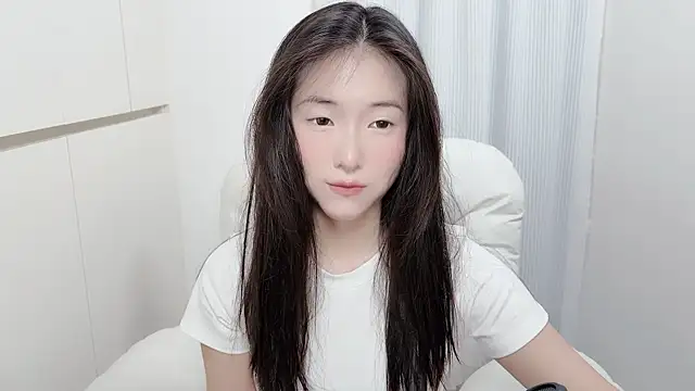 Snapshot of Rosalind_xixi chatting on 07/17/26, 01:56 Rosalind xixi online show from 07/17/26, 01:56