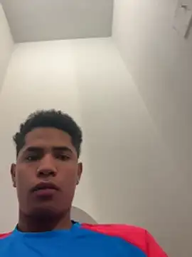 Snapshot of fuego01 chatting on 02/02/26, 04:17 fuego01 online show from 02/02/26, 04:17