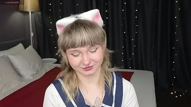 Snapshot of Tori_Cutie chatting on 03/20/26, 12:04 Tori Cutie online show from 03/20/26, 12:04