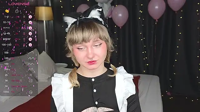 Snapshot of Tori_Cutie chatting on 03/28/26, 12:10 Tori Cutie online show from 03/28/26, 12:10