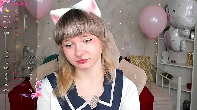 Snapshot of Tori_Cutie chatting on 03/29/26, 12:10 Tori Cutie online show from 03/29/26, 12:10