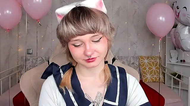 Snapshot of Tori_Cutie chatting on 03/31/26, 12:12 Tori Cutie online show from 03/31/26, 12:12