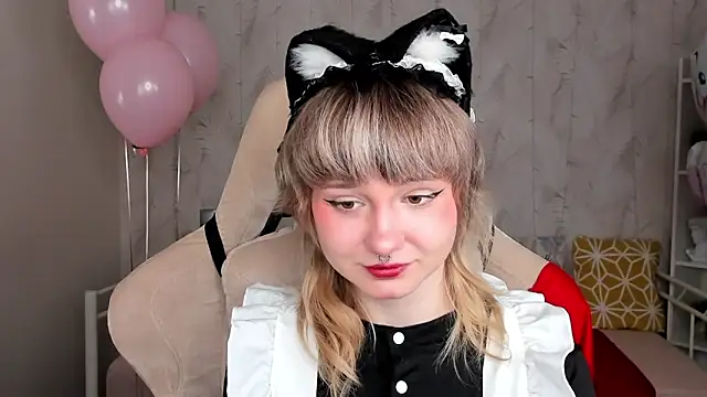 Snapshot of Tori_Cutie chatting on 04/04/26, 12:09 Tori Cutie online show from 04/04/26, 12:09