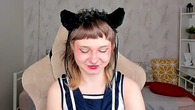 Snapshot of Tori_Cutie chatting on 04/12/26, 12:04 Tori Cutie online show from 04/12/26, 12:04