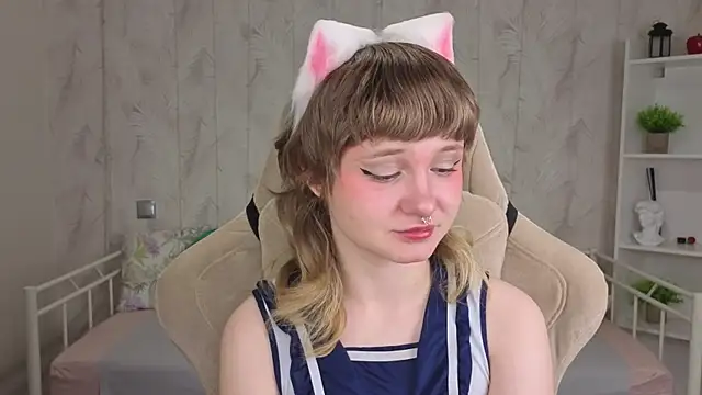 Tori Cutie online show from 05/20/26, 12:06