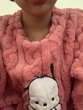 Snapshot of Nguyenha11 chatting on 12/15/25, 08:07 Nguyenha11 online show from 12/15/25, 08:07