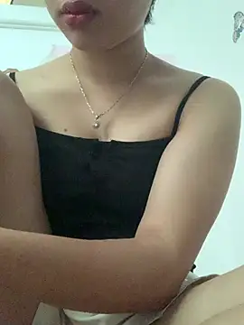 Snapshot of Nguyenha11 chatting on 07/10/26, 02:05 Nguyenha11 online show from 07/10/26, 02:05