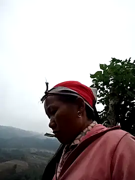 Snapshot of TinTin321 chatting on 12/17/25, 03:12 TinTin321 online show from 12/17/25, 03:12