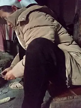 Snapshot of TinTin321 chatting on 01/07/26, 09:01 TinTin321 online show from 01/07/26, 09:01