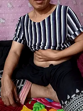 Snapshot of TinTin321 chatting on 02/13/26, 07:15 TinTin321 online show from 02/13/26, 07:15