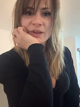 IsabellaEtha online show from 02/18/26, 09:00