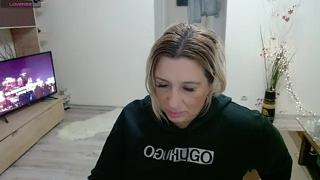 TheeaBlanco online show from 11/09/25, 05:00