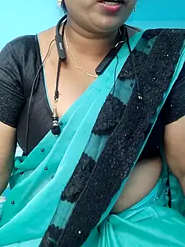 yelmaji91 online show from 10/21/25, 05:08