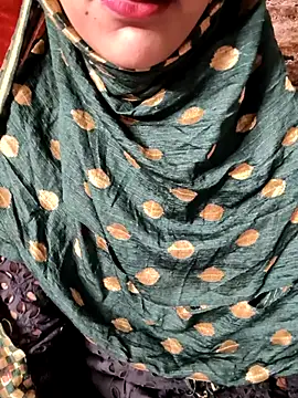 Indian-Aleena online show from 09/11/25, 04:23