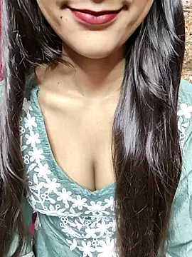 Indian-Aleena online show from 10/13/25, 05:07