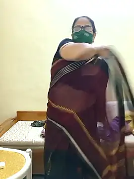 Snapshot of heera-rani chatting on 05/07/26, 03:34 heera-rani online show from 05/07/26, 03:34