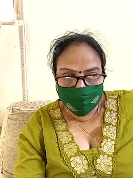 Snapshot of heera-rani chatting on 05/14/26, 08:32 heera-rani online show from 05/14/26, 08:32