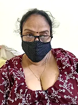 Snapshot of heera-rani chatting on 05/16/26, 06:21 heera-rani online show from 05/16/26, 06:21