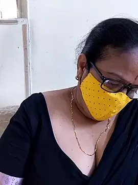 Snapshot of heera-rani chatting on 06/01/26, 09:22 heera-rani online show from 06/01/26, 09:22