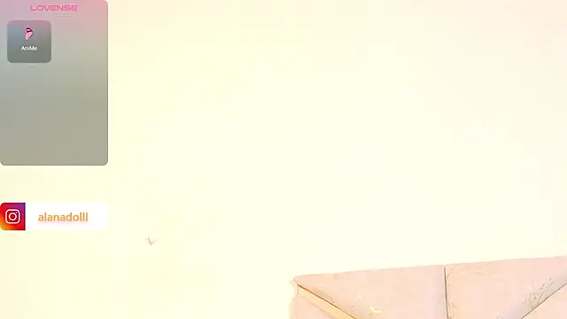 Snapshot of AlanaDoll chatting on 03/09/26, 04:55 AlanaDoll online show from 03/09/26, 04:55