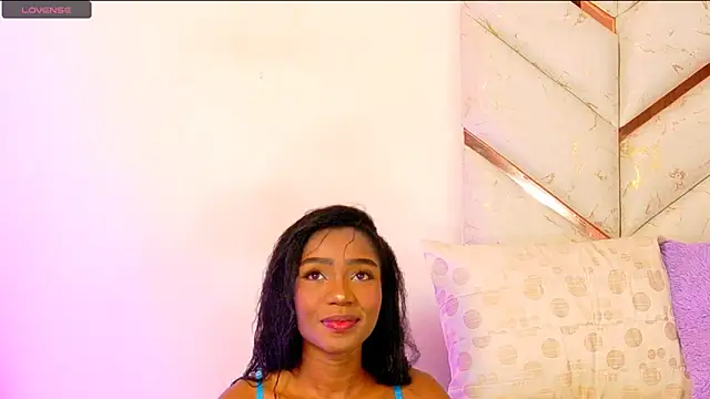 Snapshot of AlanaDoll chatting on 06/13/26, 09:46 AlanaDoll online show from 06/13/26, 09:46