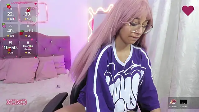 HANNI TAY online show from 11/27/25, 12:18