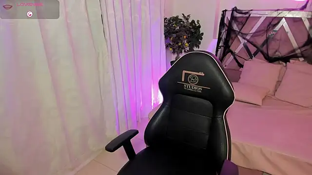 jedah tay online show from 10/24/25, 11:50