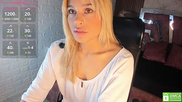 Snapshot of hot_cupid01 chatting on 04/14/26, 10:43 hot cupid01 online show from 04/14/26, 10:43