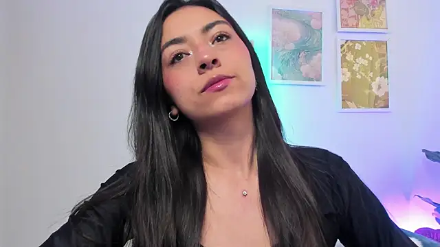 canelleGarces online show from 11/30/25, 04:22