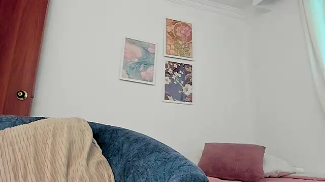 canelleGarces online show from 02/26/26, 09:47