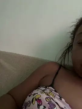 Snapshot of Kamilinha2 chatting on 04/01/26, 08:26 Kamilinha2 online show from 04/01/26, 08:26