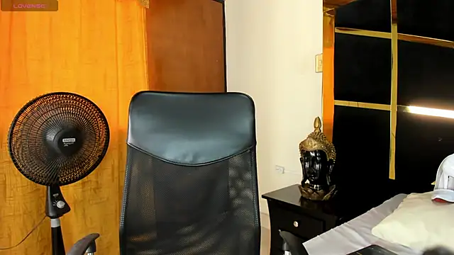 KikaDuque online show from 03/20/26, 07:19