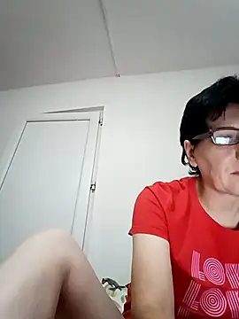 Vera Elle online show from 10/07/25, 08:39