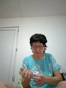 Vera Elle online show from 12/14/25, 05:29