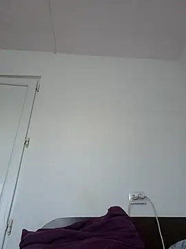 Vera Elle online show from 04/16/26, 04:19