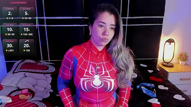 Zoe Vg online show from 10/15/25, 04:07