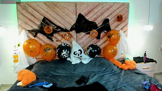 Zoe Vg online show from 11/14/25, 04:06