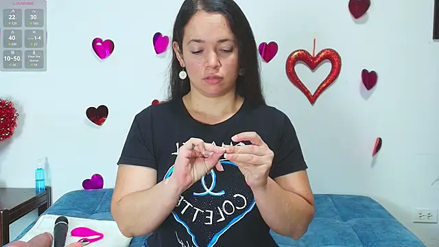 Snapshot of loreen_grey chatting on 02/16/26, 08:05 loreen grey online show from 02/16/26, 08:05