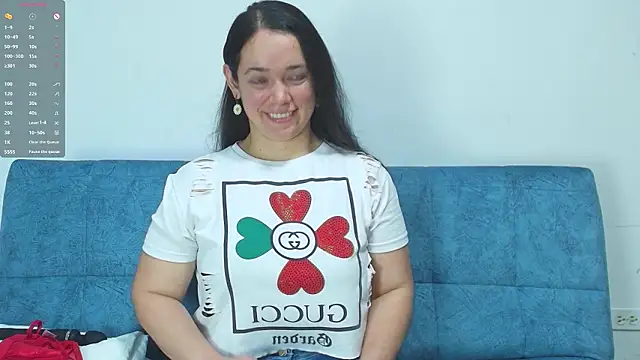 Snapshot of loreen_grey chatting on 03/27/26, 08:08 loreen grey online show from 03/27/26, 08:08