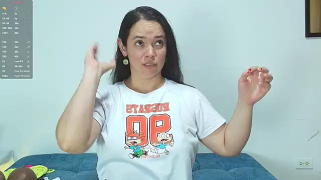 Snapshot of loreen_grey chatting on 03/31/26, 08:09 loreen grey online show from 03/31/26, 08:09