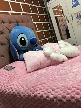 Rachellcooperrr online show from 02/04/26, 12:27