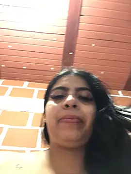 Rachellcooperrr online show from 05/15/26, 10:50