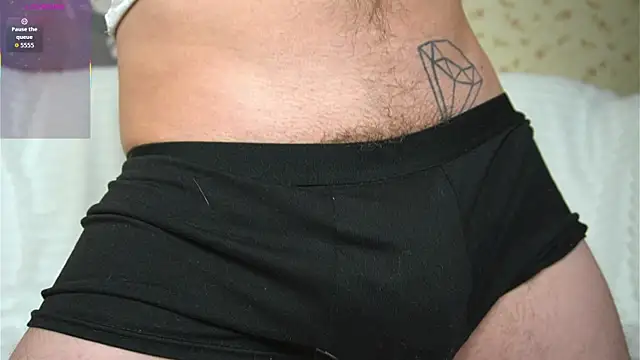 Snapshot of johnstoneisland chatting on 04/05/26, 06:54 johnstoneisland online show from 04/05/26, 06:54