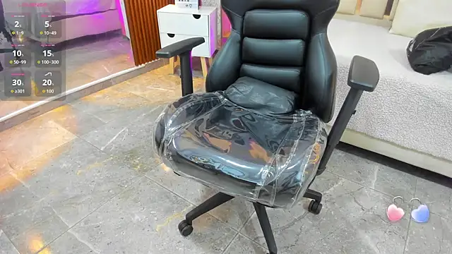 Snapshot of BLUE_TAY1 chatting on 09/30/25, 11:59 BLUE TAY1 online show from 09/30/25, 11:59