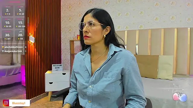 Snapshot of BLUE_TAY1 chatting on 10/06/25, 06:38 BLUE TAY1 online show from 10/06/25, 06:38