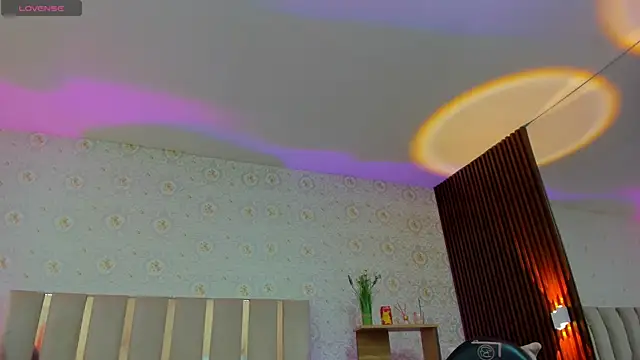 Snapshot of BLUE_TAY1 chatting on 10/10/25, 11:42 BLUE TAY1 online show from 10/10/25, 11:42